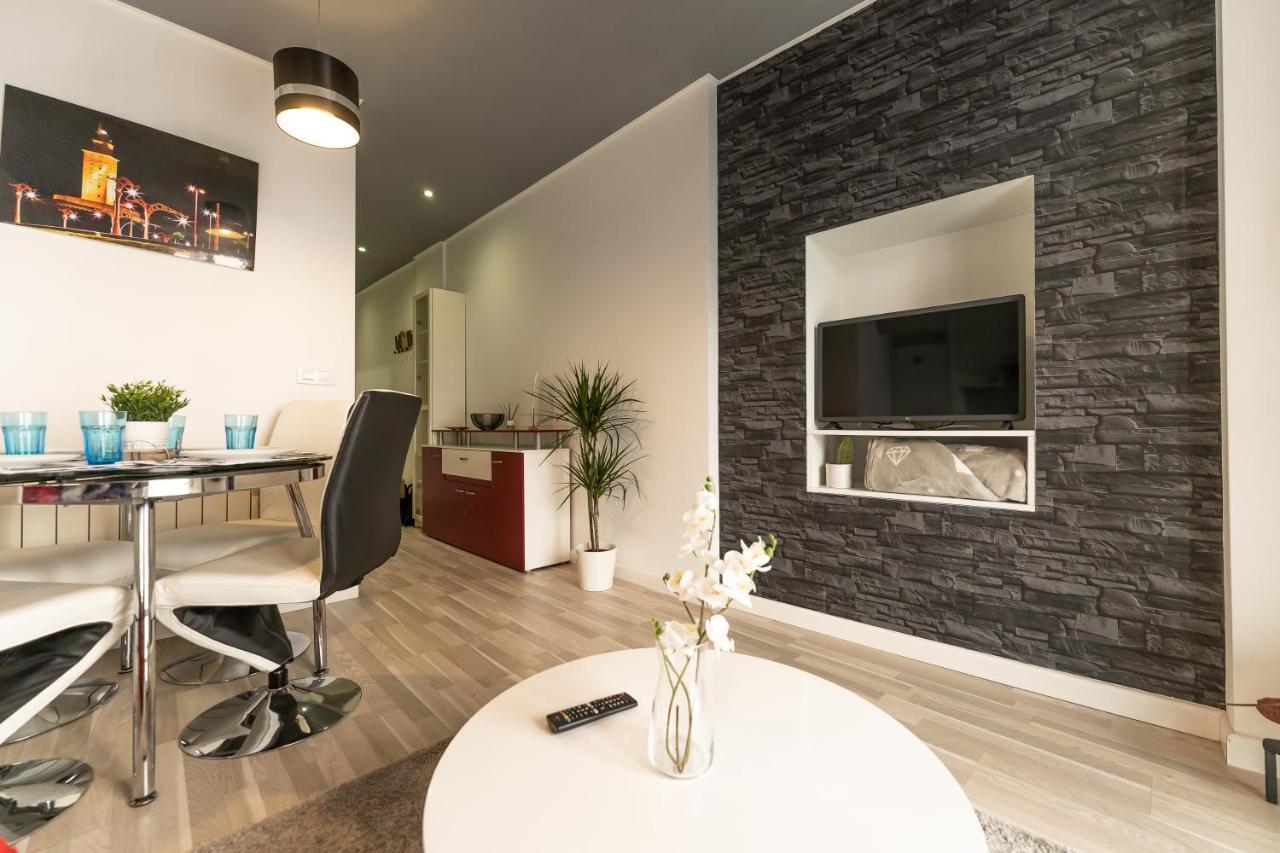 Cormelana Plaza Appartement A Coruña Buitenkant foto
