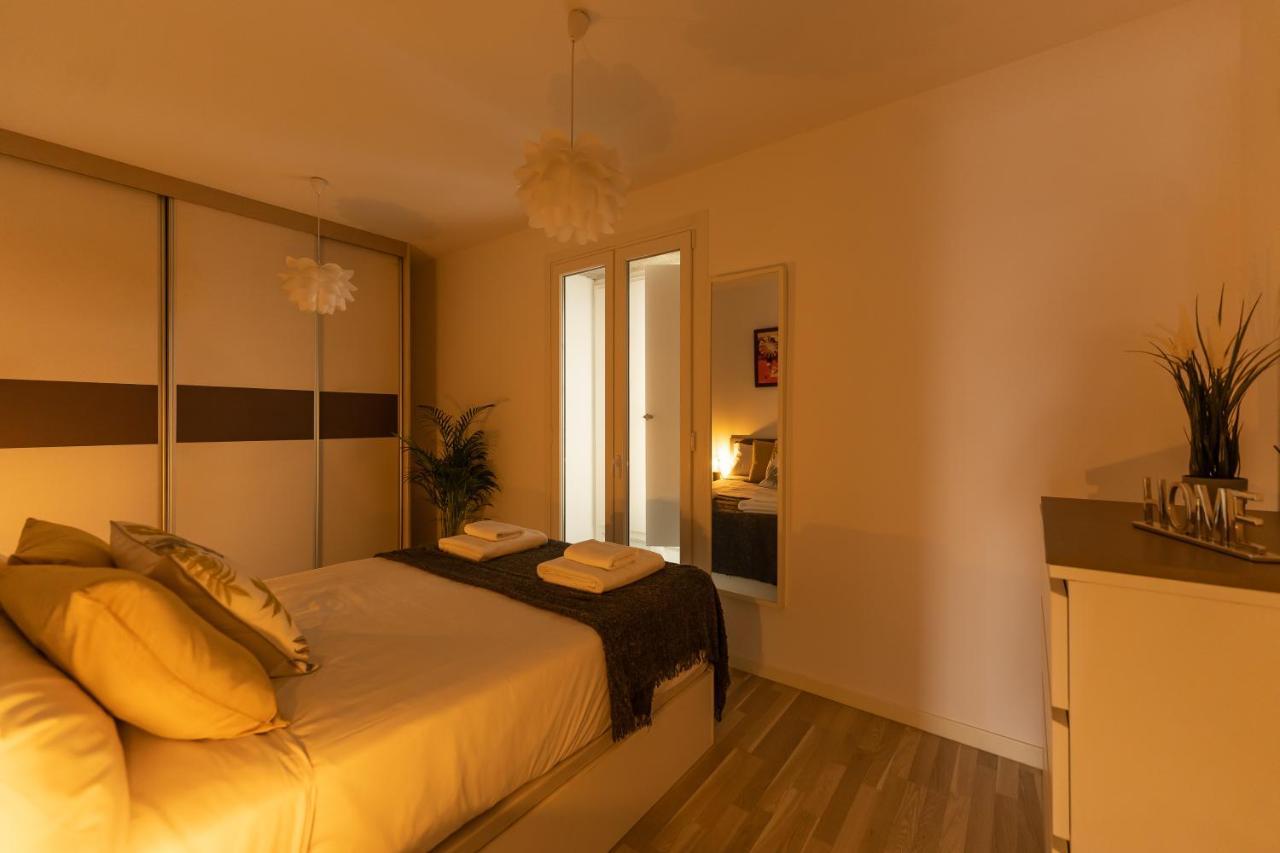 Cormelana Plaza Appartement A Coruña Buitenkant foto